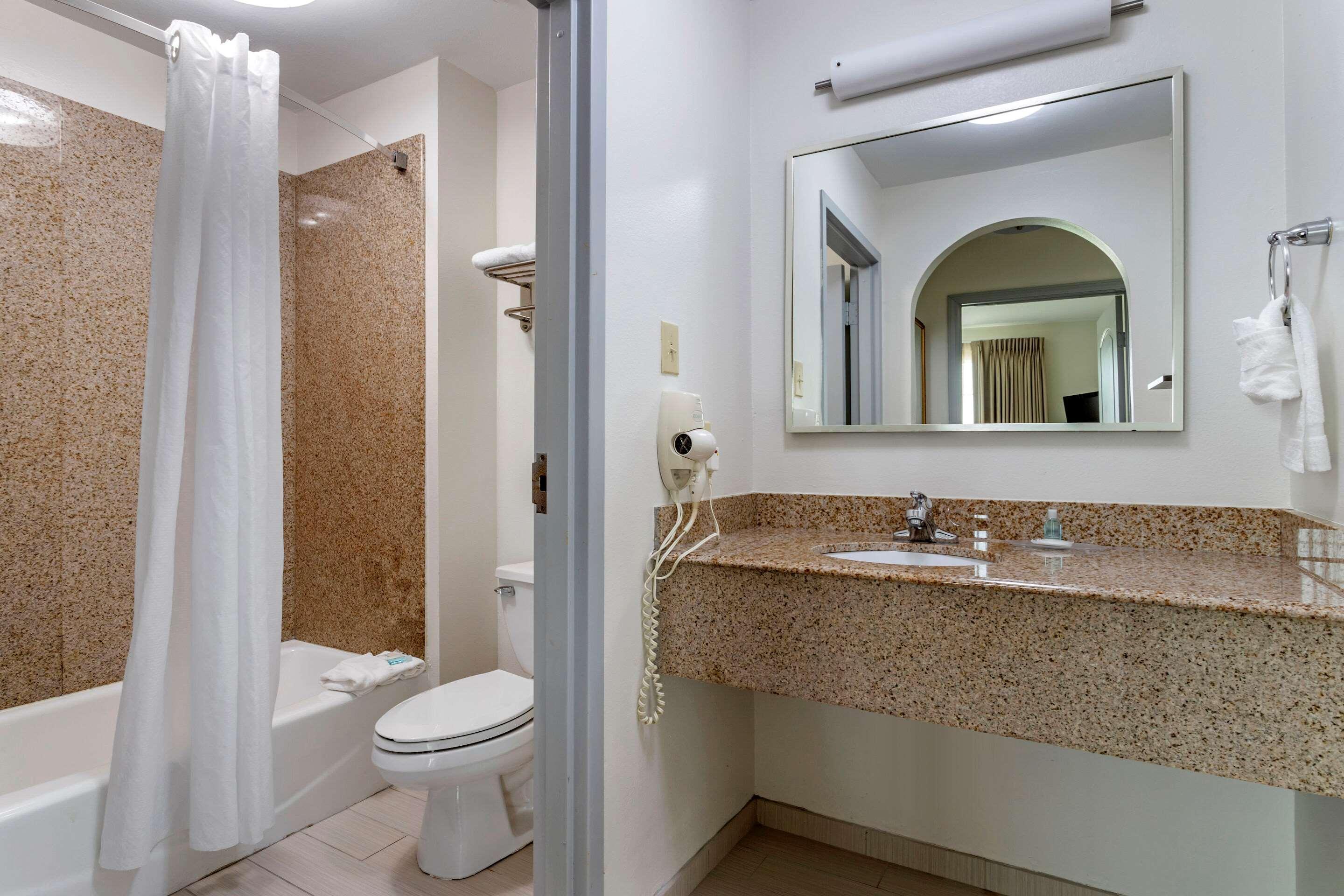 Mainstay Suites Port Arthur - Beaumont South Экстерьер фото